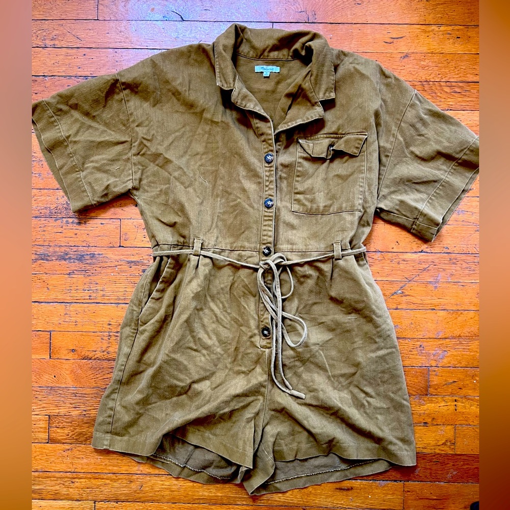 Khaki green shortalls, one and done outfit!